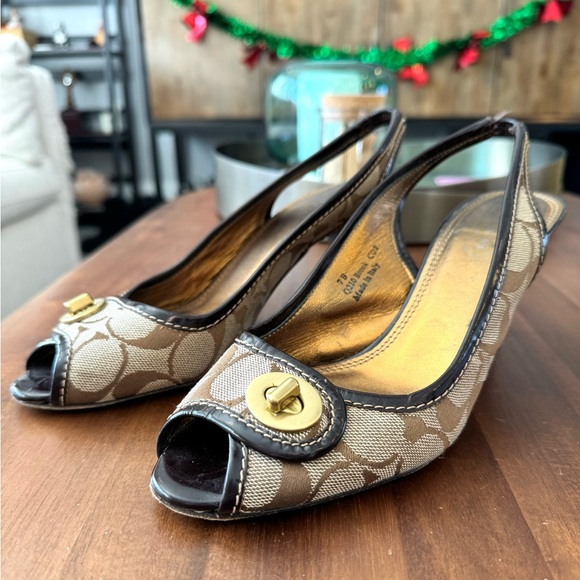 Coach Logo Fabric Leather Sling Back Heels - Picture 2 of 8